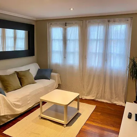 Apartamento A 1.5 Km De La Playa De Salinas Appartamento *